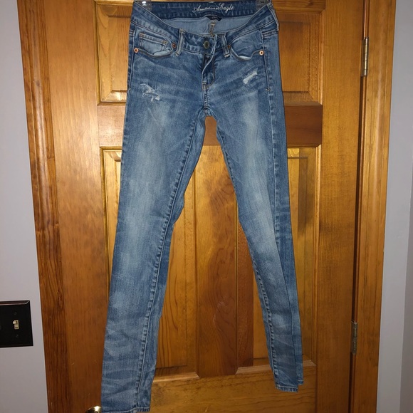 American Eagle - Light Blue Jeans - Picture 2 of 5